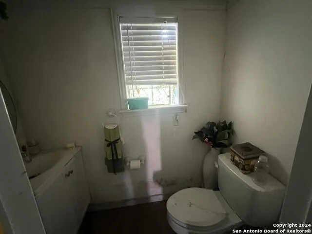 184 county road 4188 Orange, TX 77632