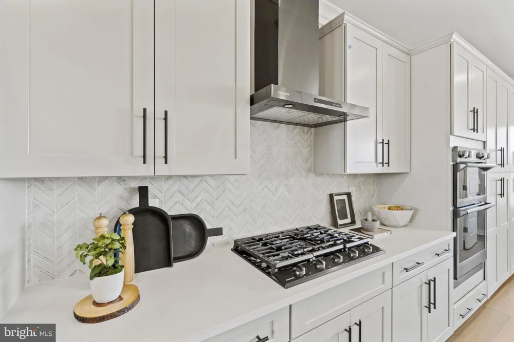117 SUMMIT POINT BOULEVARD #17-J Bowie, MD 20716