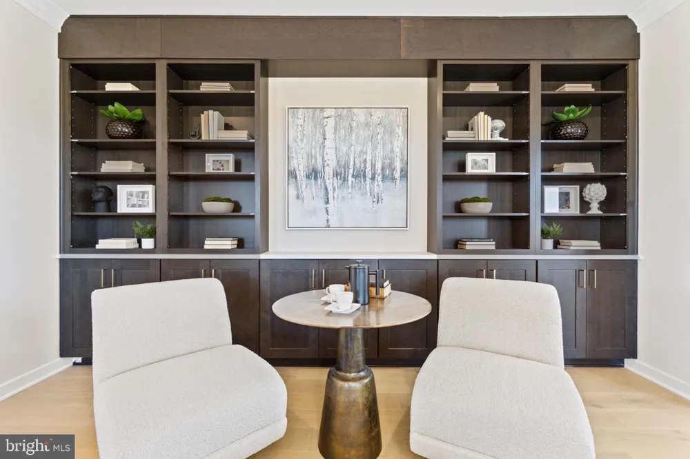 117 SUMMIT POINT BOULEVARD #17-J Bowie, MD 20716