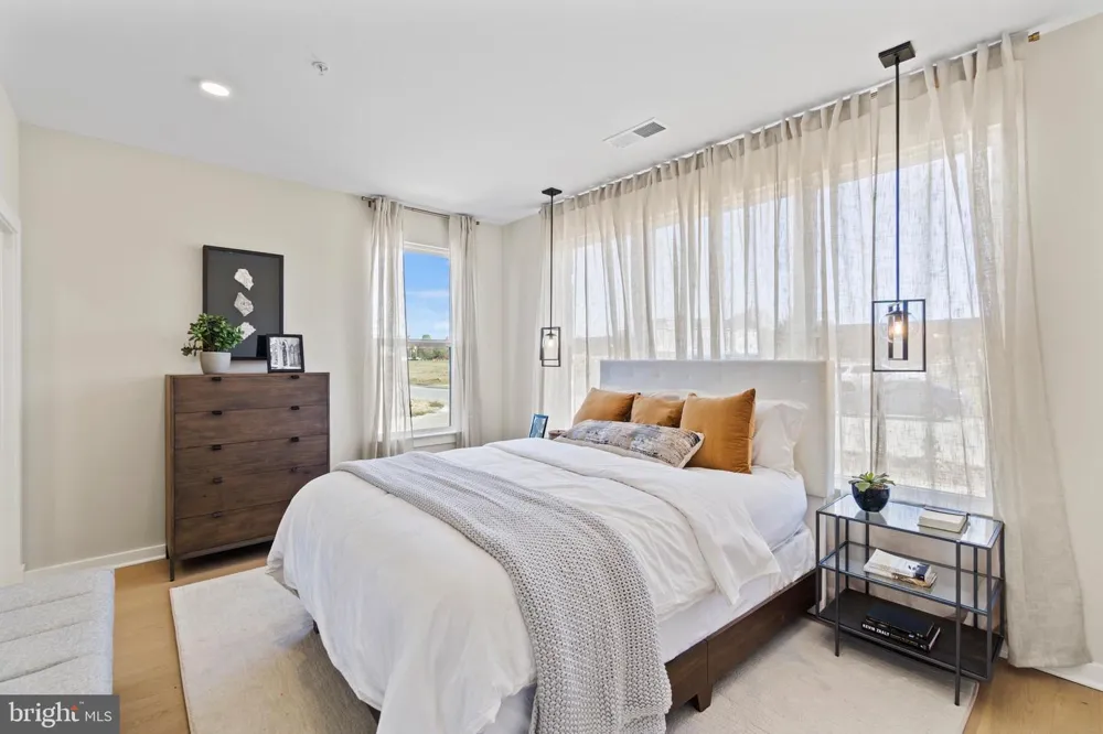117 SUMMIT POINT BOULEVARD #17-J Bowie, MD 20716