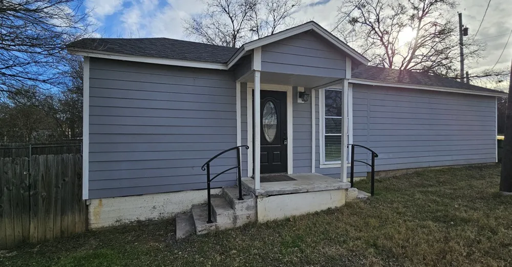 508 Gathings Avenue Covington, TX 76636