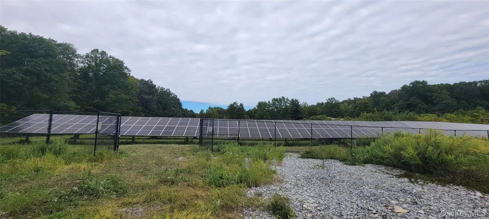 1436 Route 9G Hyde Park, NY 12538