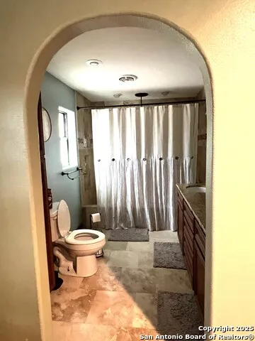 630 Indian Mound Tarpley, TX 78883