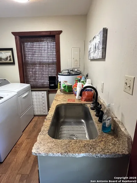 630 Indian Mound Tarpley, TX 78883
