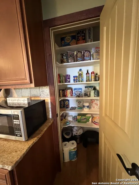 630 Indian Mound Tarpley, TX 78883