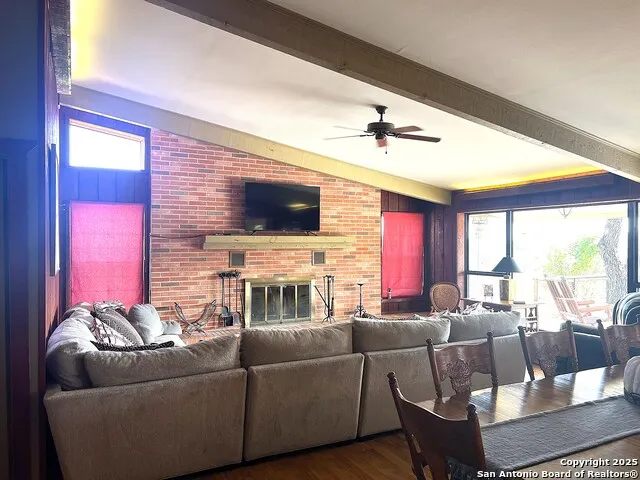 630 Indian Mound Tarpley, TX 78883