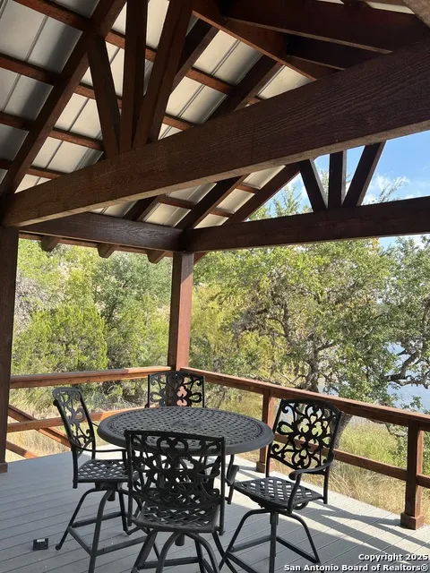 630 Indian Mound Tarpley, TX 78883