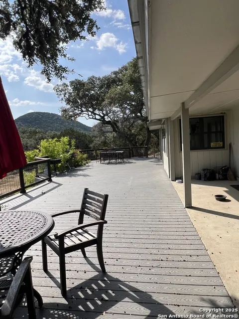630 Indian Mound Tarpley, TX 78883