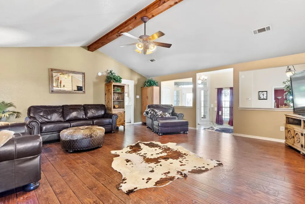 207 County Road 4492 Kempner, TX 76539