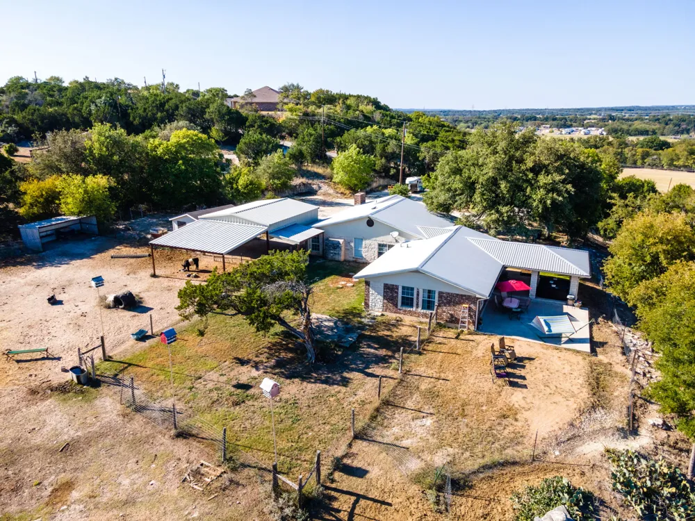 207 County Road 4492 Kempner, TX 76539