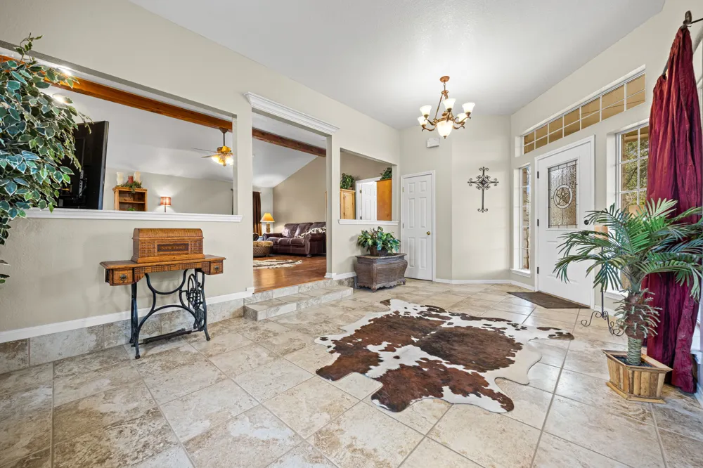 207 County Road 4492 Kempner, TX 76539