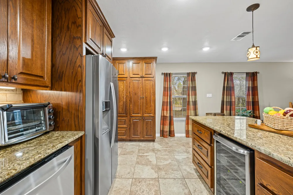 207 County Road 4492 Kempner, TX 76539