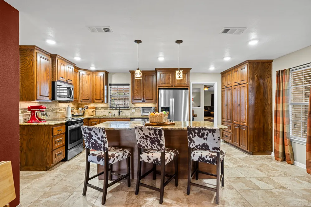 207 County Road 4492 Kempner, TX 76539
