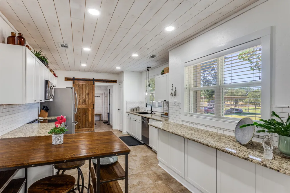 2025 Highway 112 Eastland, TX 76448