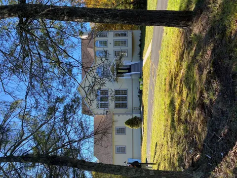 44 Roslyn Ridge Road