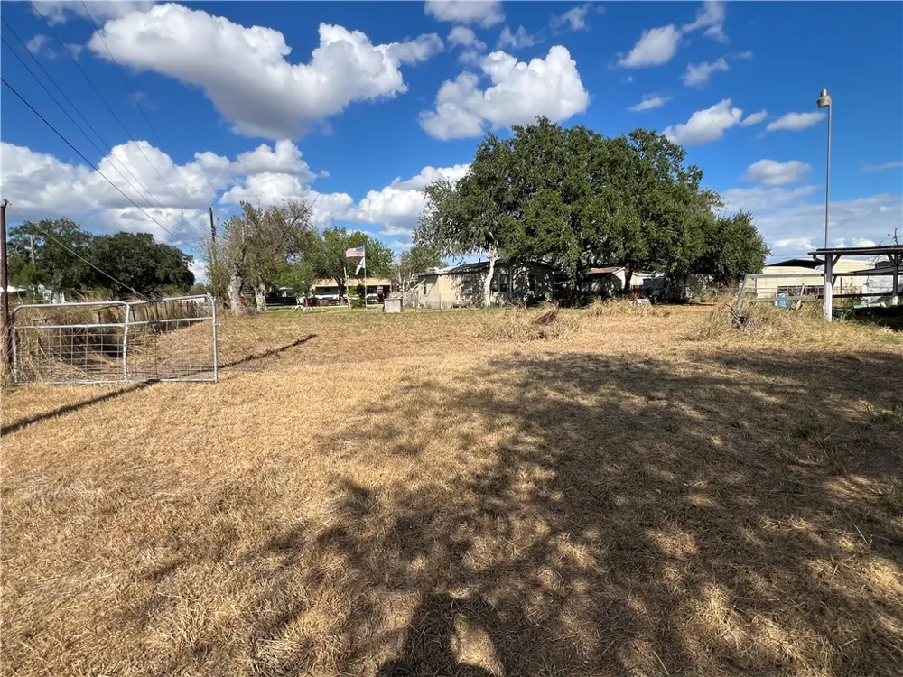 113 4th Street Mathis, TX 78368