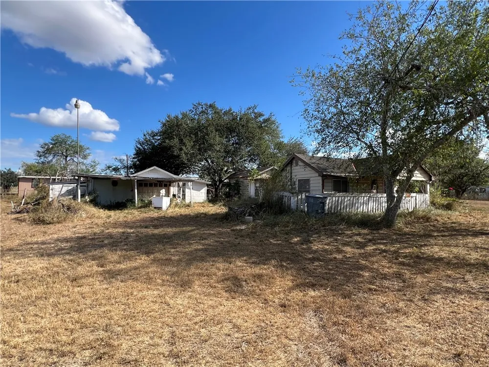 113 4th Street Mathis, TX 78368