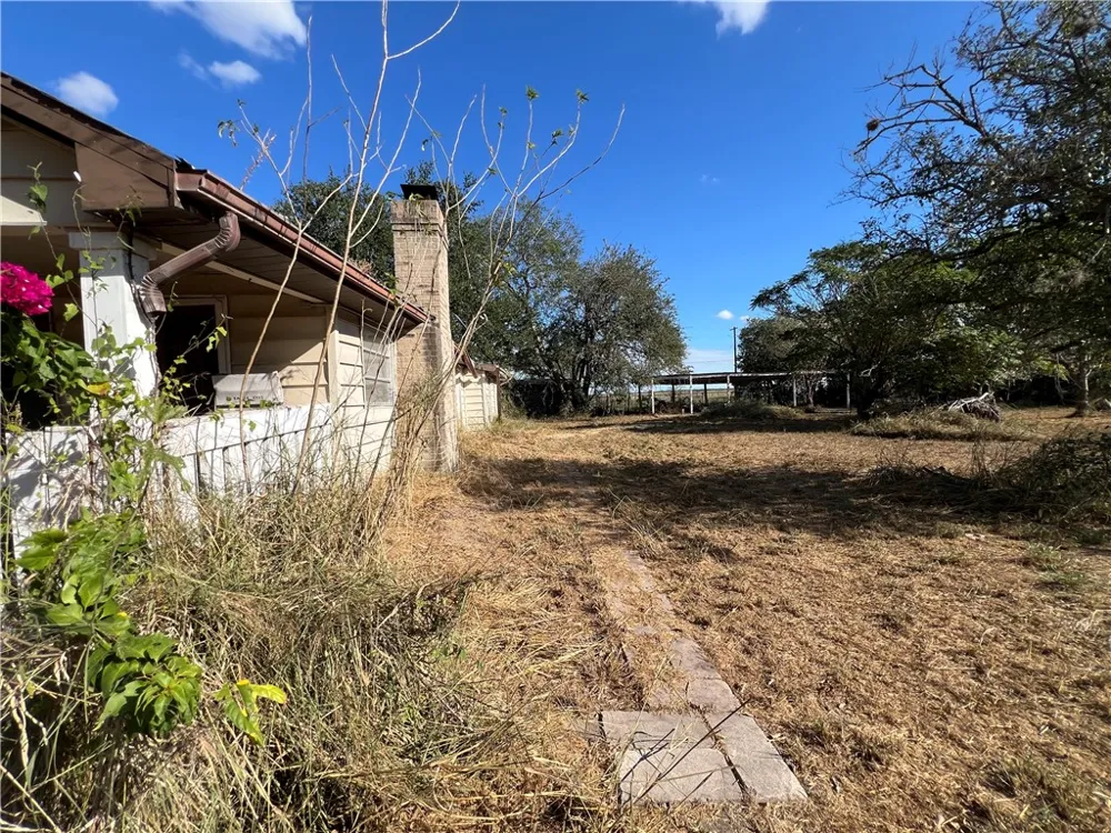 113 4th Street Mathis, TX 78368
