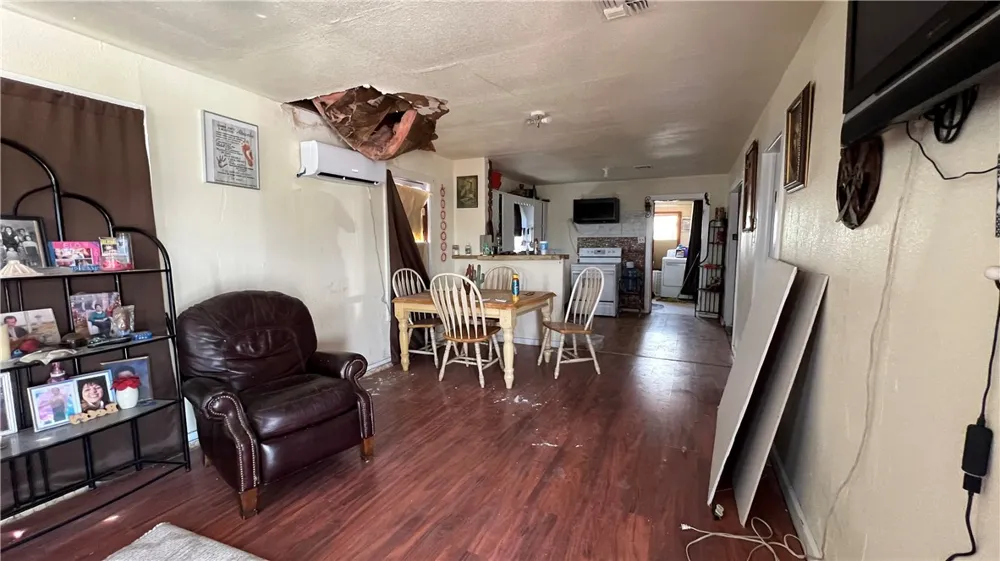165 County Road 3061 Orange Grove, TX 78372