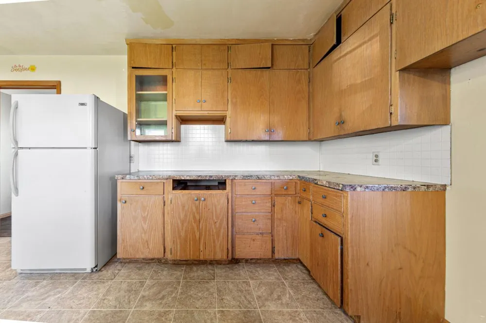 1043 Chase Avenue Gibbon, MN 55335