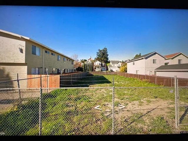 343 Rodeo Avenue Rodeo, CA 94572