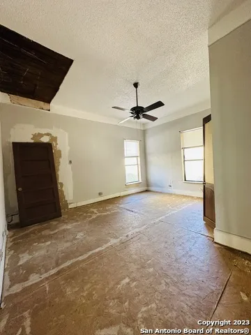 4104 S PRESA ST San Antonio, TX 78223