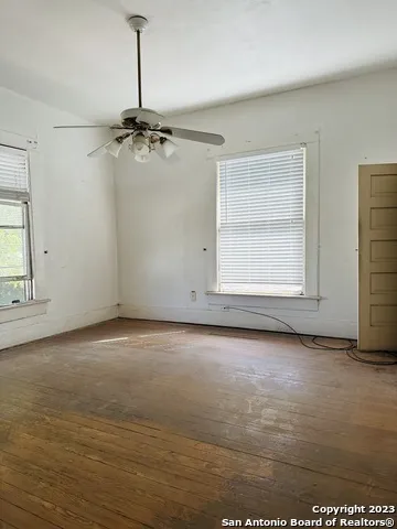 4104 S PRESA ST San Antonio, TX 78223