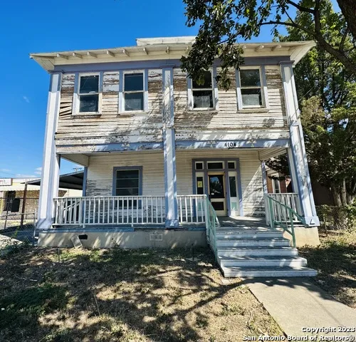 4104 S PRESA ST San Antonio, TX 78223