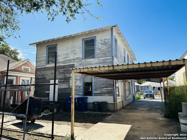 4104 S PRESA ST San Antonio, TX 78223