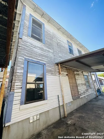 4104 S PRESA ST San Antonio, TX 78223