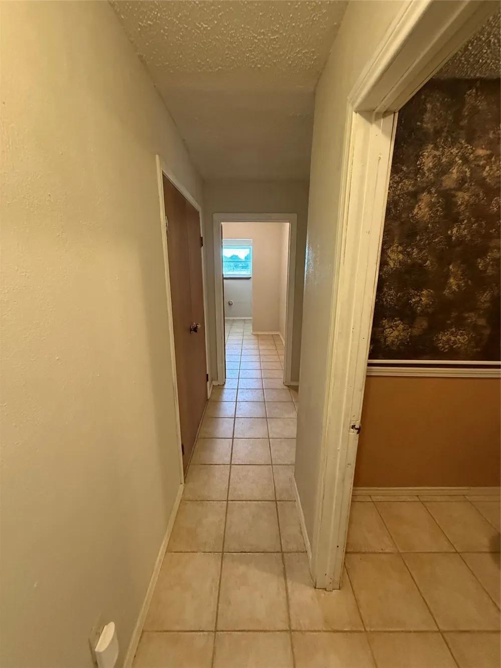 1393 NE County Road 2120 Road NE Powell, TX 75153