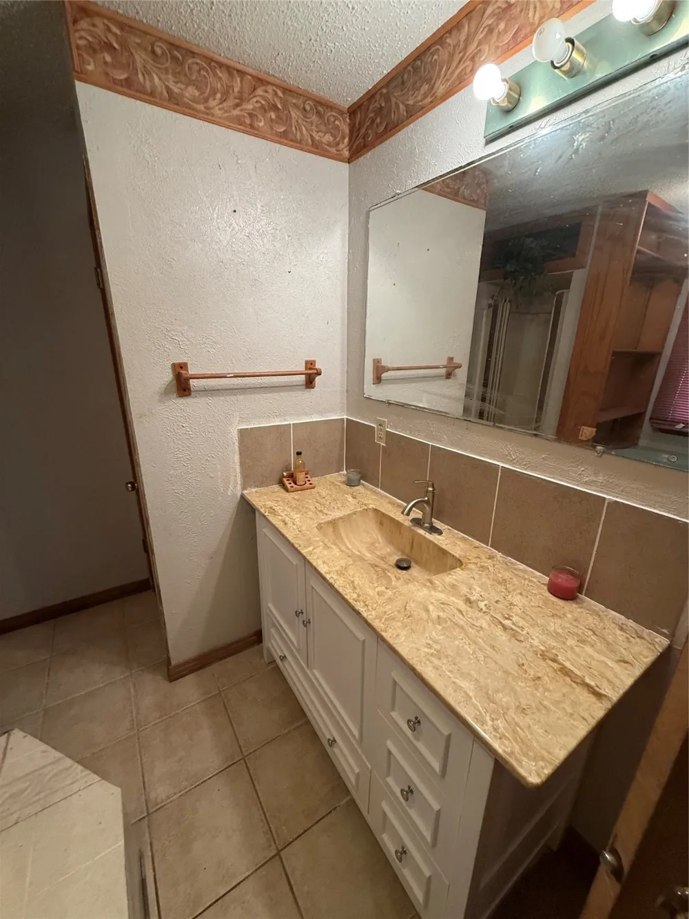 1393 NE County Road 2120 Road NE Powell, TX 75153