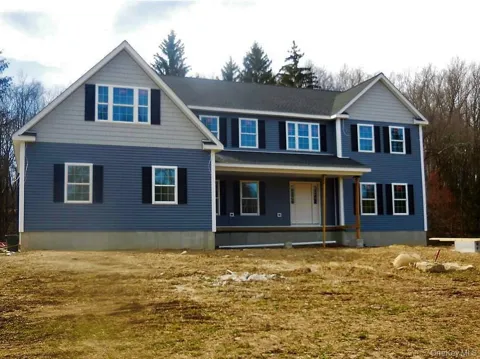8 Jefferson Avenue
