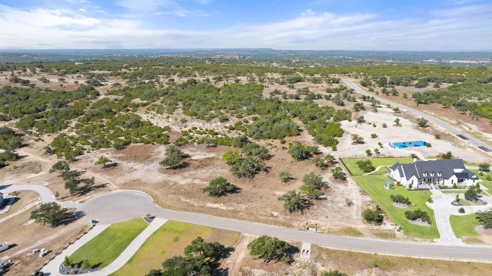 2058 Legacy Hills Drive Johnson City, TX 78636