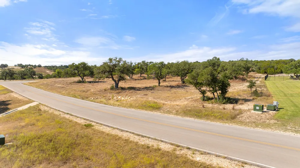 2058 Legacy Hills Drive Johnson City, TX 78636