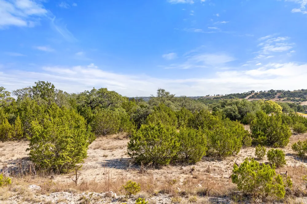 2058 Legacy Hills Drive Johnson City, TX 78636