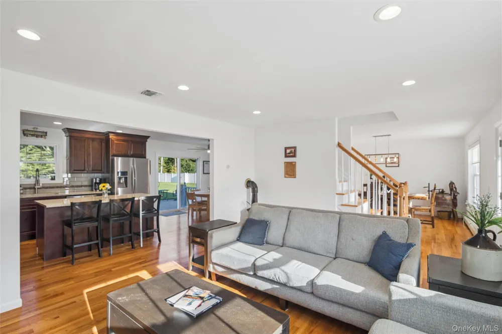 16 Mastro Court Baiting Hollow, NY 11933