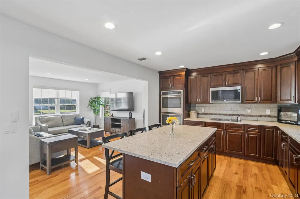 16 Mastro Court Baiting Hollow, NY 11933