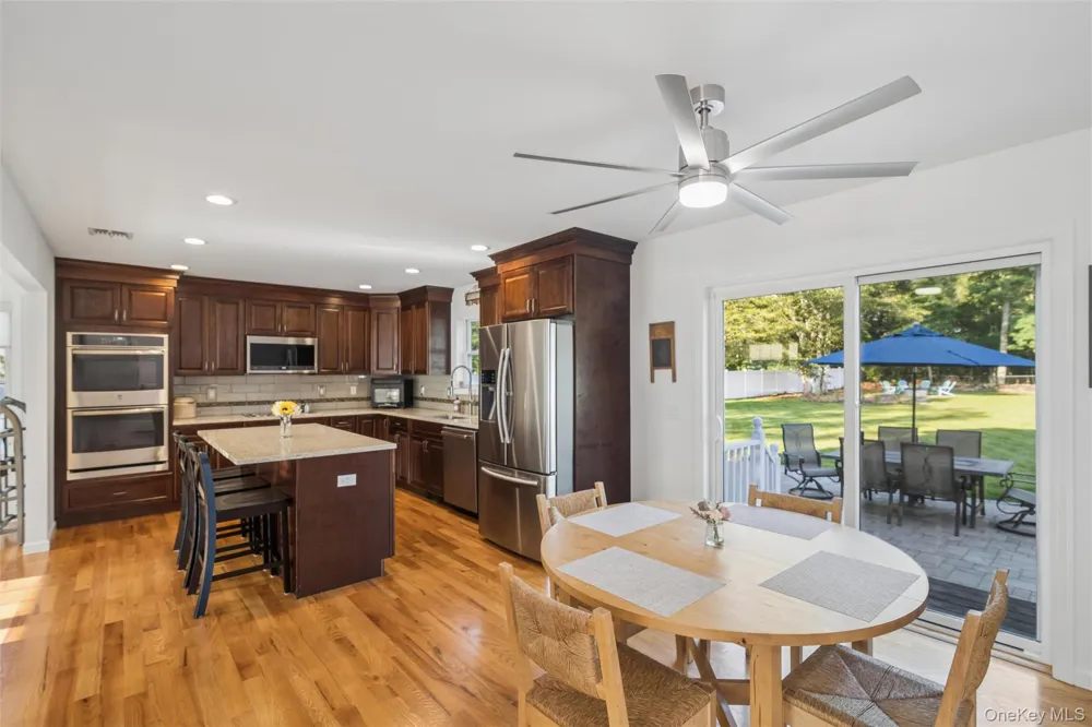 16 Mastro Court Baiting Hollow, NY 11933