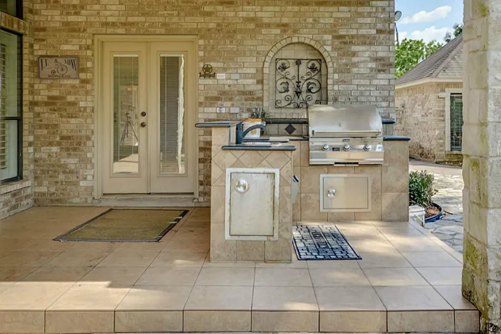 58 Lake Road Lake Jackson, TX 77566