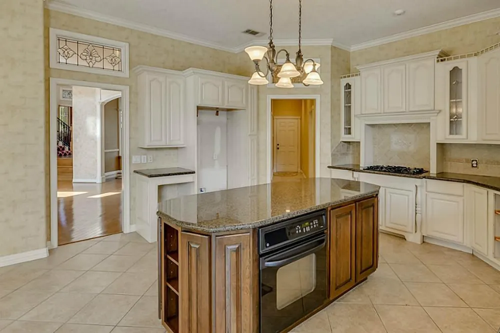 58 Lake Road Lake Jackson, TX 77566