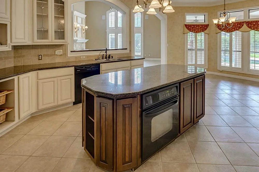 58 Lake Road Lake Jackson, TX 77566