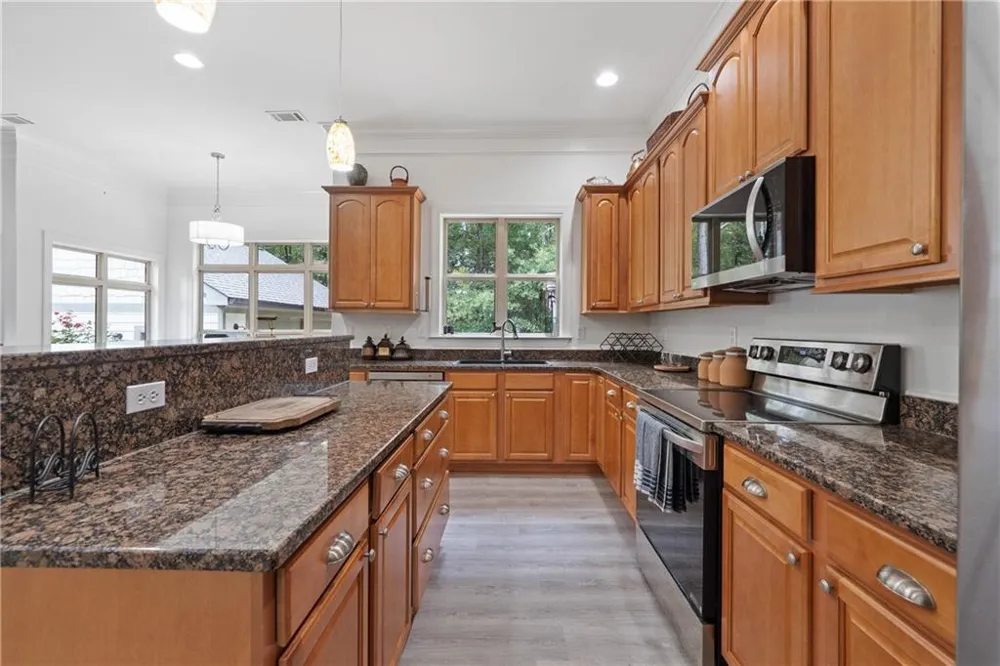 158 PARKSIDE LANE Eatonton, GA 31024