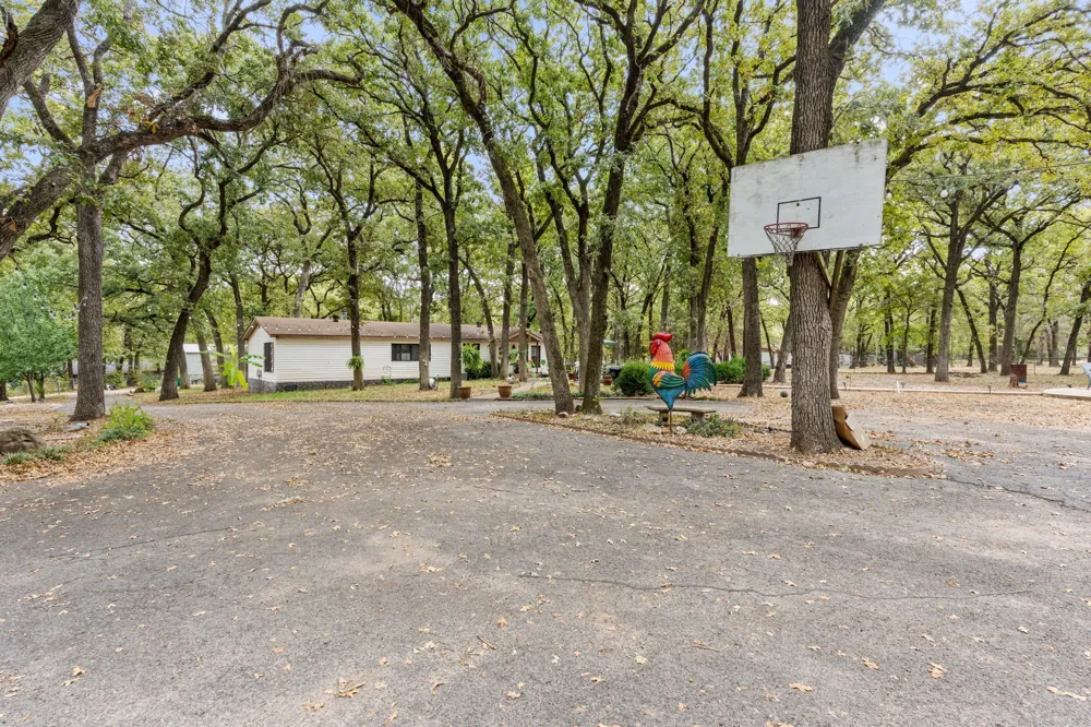 20011 Bernie Drive Kemp, TX 75143
