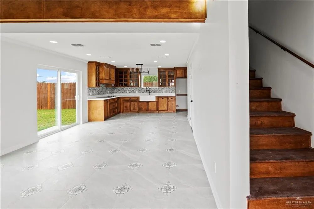 1404 E Karen Drive #A Alton, TX 78573