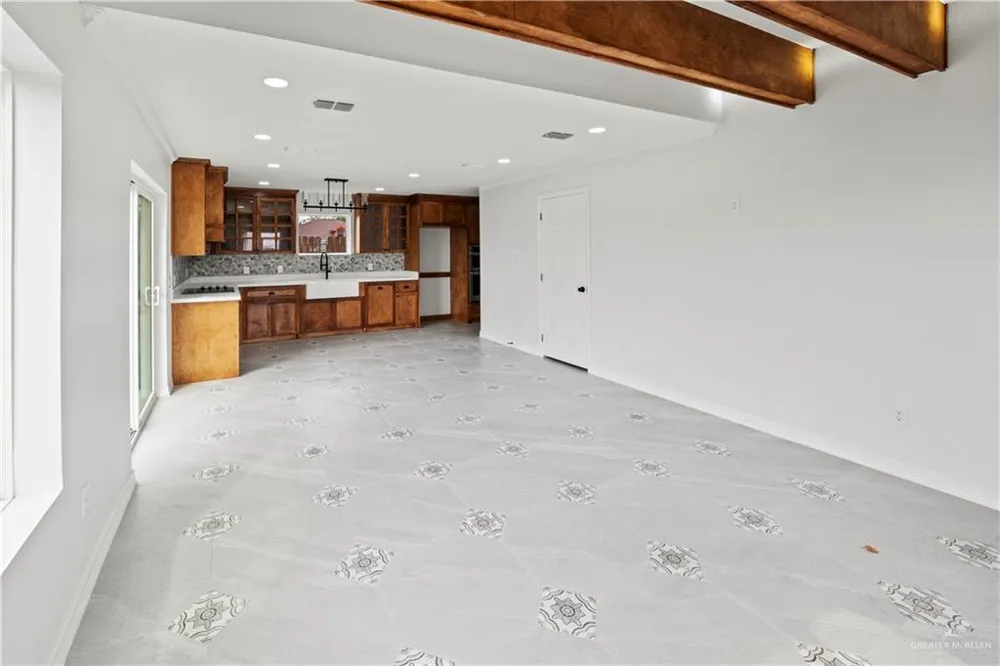 1404 E Karen Drive #A Alton, TX 78573