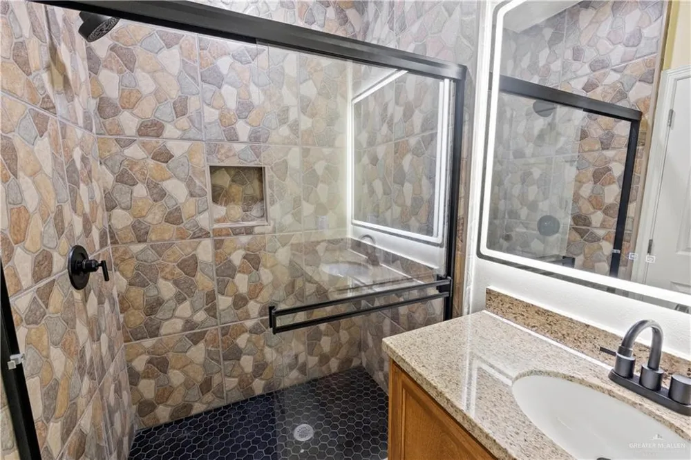 1408 E Karen Drive #A Alton, TX 78573