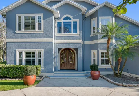 151 LAKESIDE DRIVE