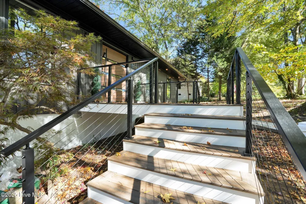 3301 Archdale Drive Charlotte, NC 28210