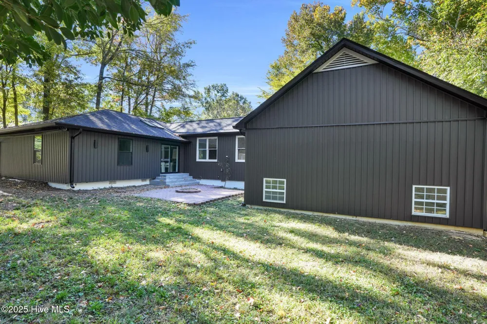 3301 Archdale Drive Charlotte, NC 28210